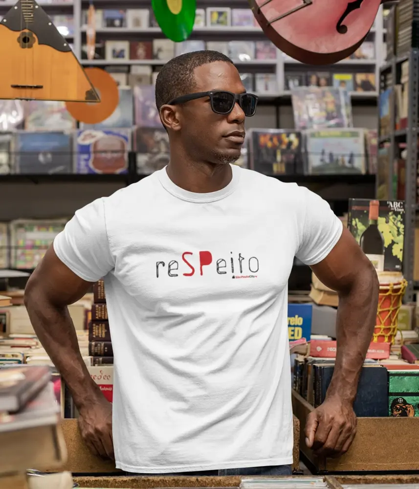 camiseta respeito branca - Projeto São Paulo City - Produtos da Cidade de SP