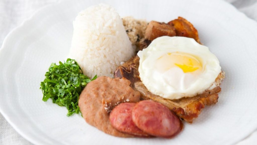 Conheça o Virado à Paulista, o prato mais tradicional de São Paulo pirado a paulista 1024x576 1 - Conheça o Virado à Paulista, o prato mais tradicional de São Paulo
